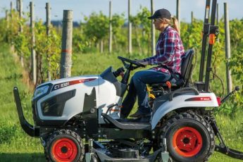 Садовый мини-трактор Bobcat CT1021