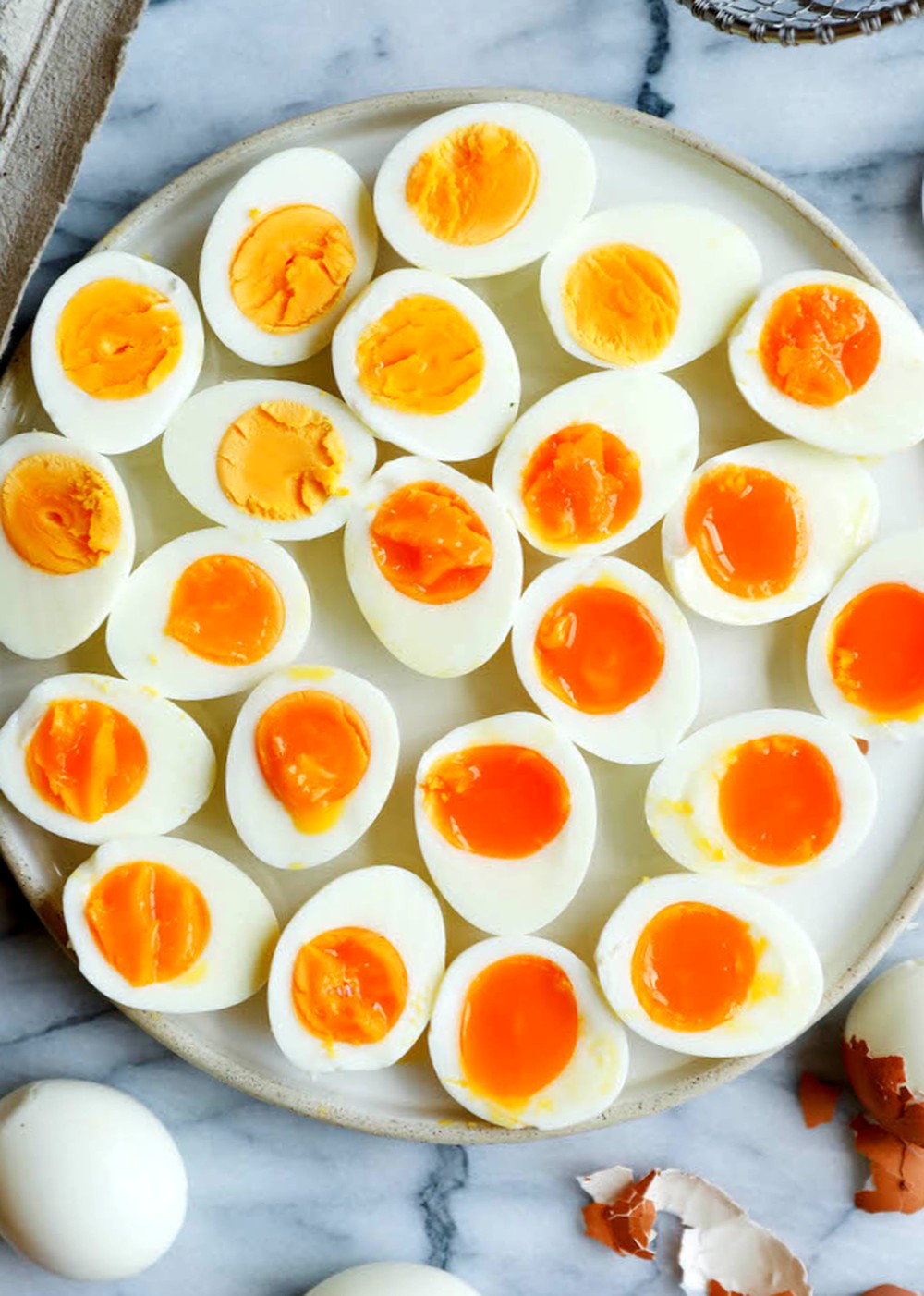 Как варить куриные яйца всмятку вкрутую и пашот