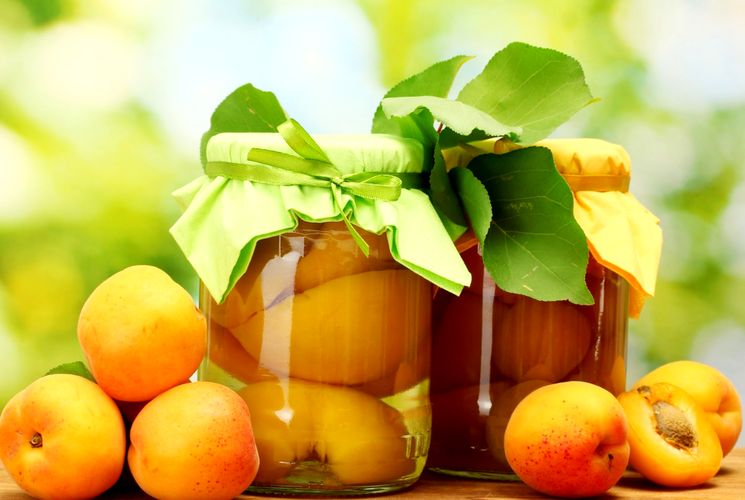 Компот из диких абрикосов. kompot iz abrikos na zimu. Компот из диких абрикосов фото. Компот из диких абрикосов-kompot iz abrikos na zimu. картинка Компот из диких абрикосов. картинка kompot iz abrikos na zimu. Продолжая тему заготовок, как не затронуть такую, как компоты и в частности, компот из абрикосов на зиму. Рецепты довольно простые, не требующие много времени, а в результате: