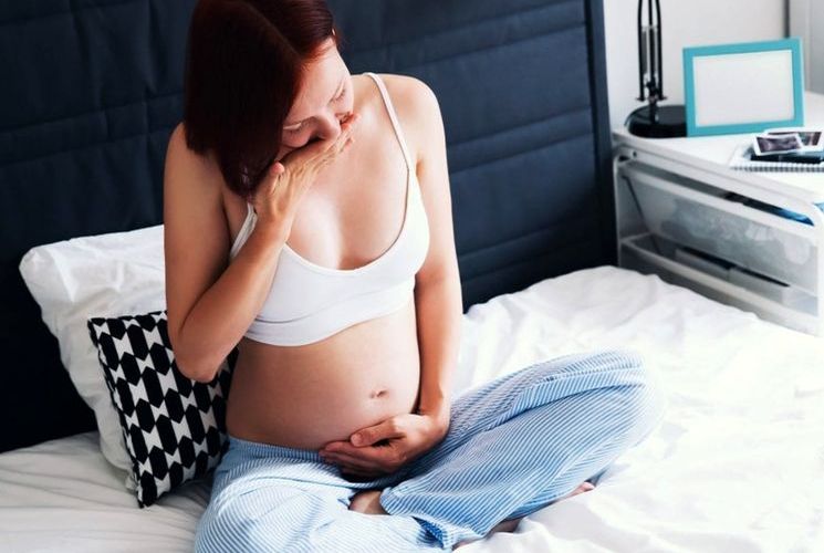 Что чувствует женщина на первой неделе беременности признаки и ощущения возникающие после зачатия