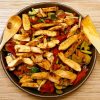 Рецепт салат с куриной грудкой и овощами