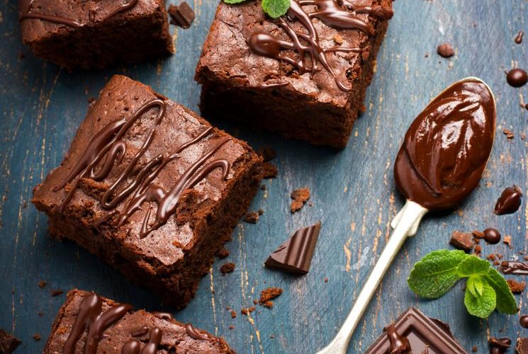Тающий брауни - один из лучших рецептов шоколадного пирога