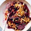 Необычный салат из свеклы с грибами и луком - пошаговый рецепт