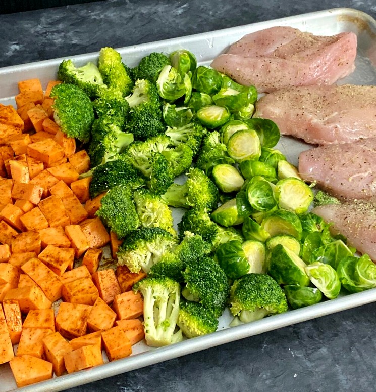 Вкусный ужин - простой рецепт курятины с овощами